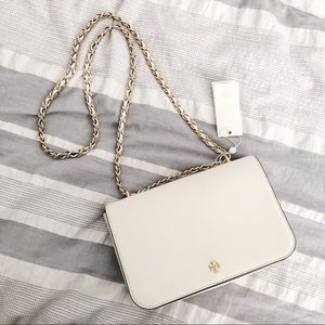 tory burch emerson shoulder bag